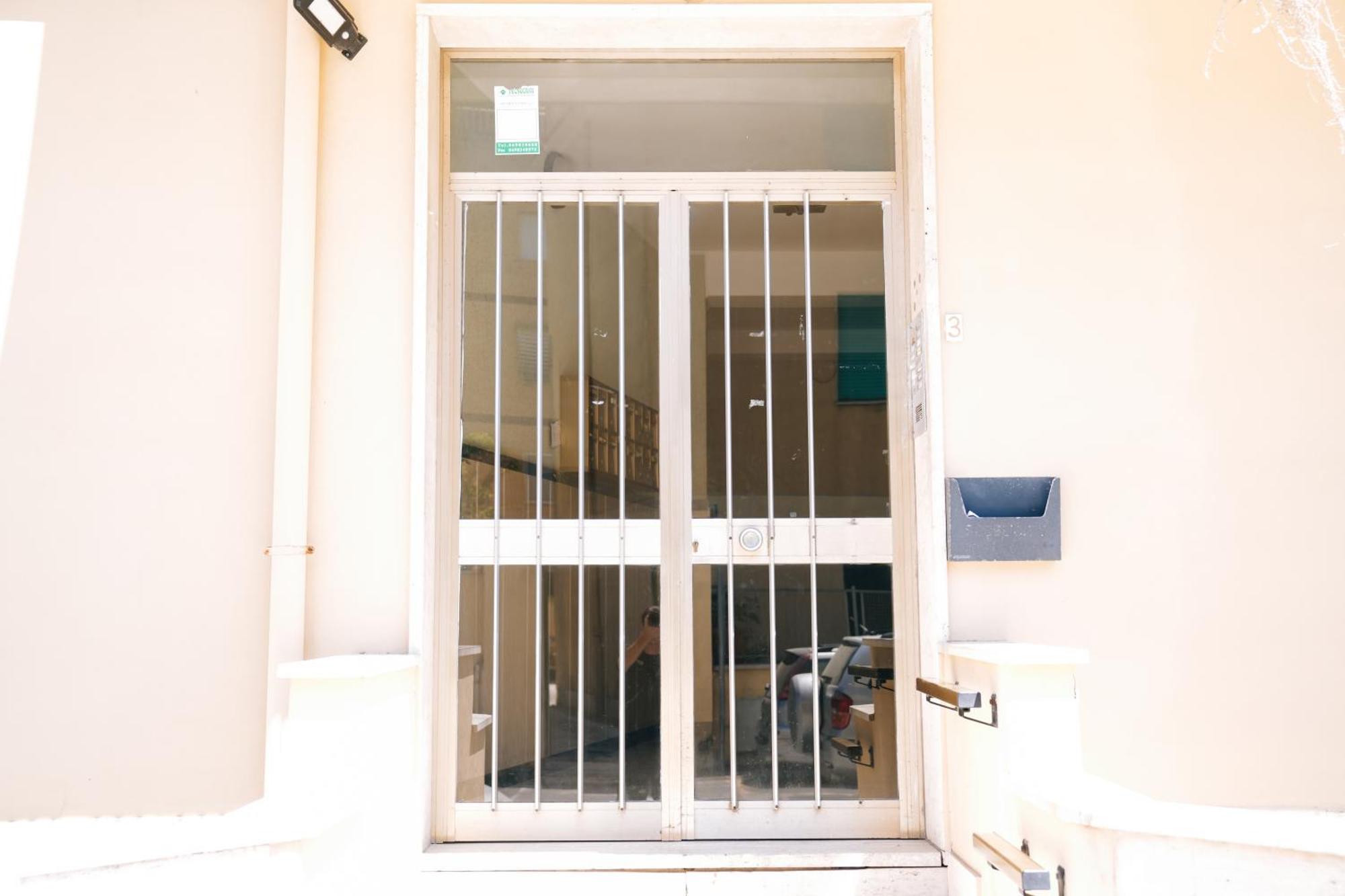 La Casa Di Flo Apartment Anzio Bagian luar foto