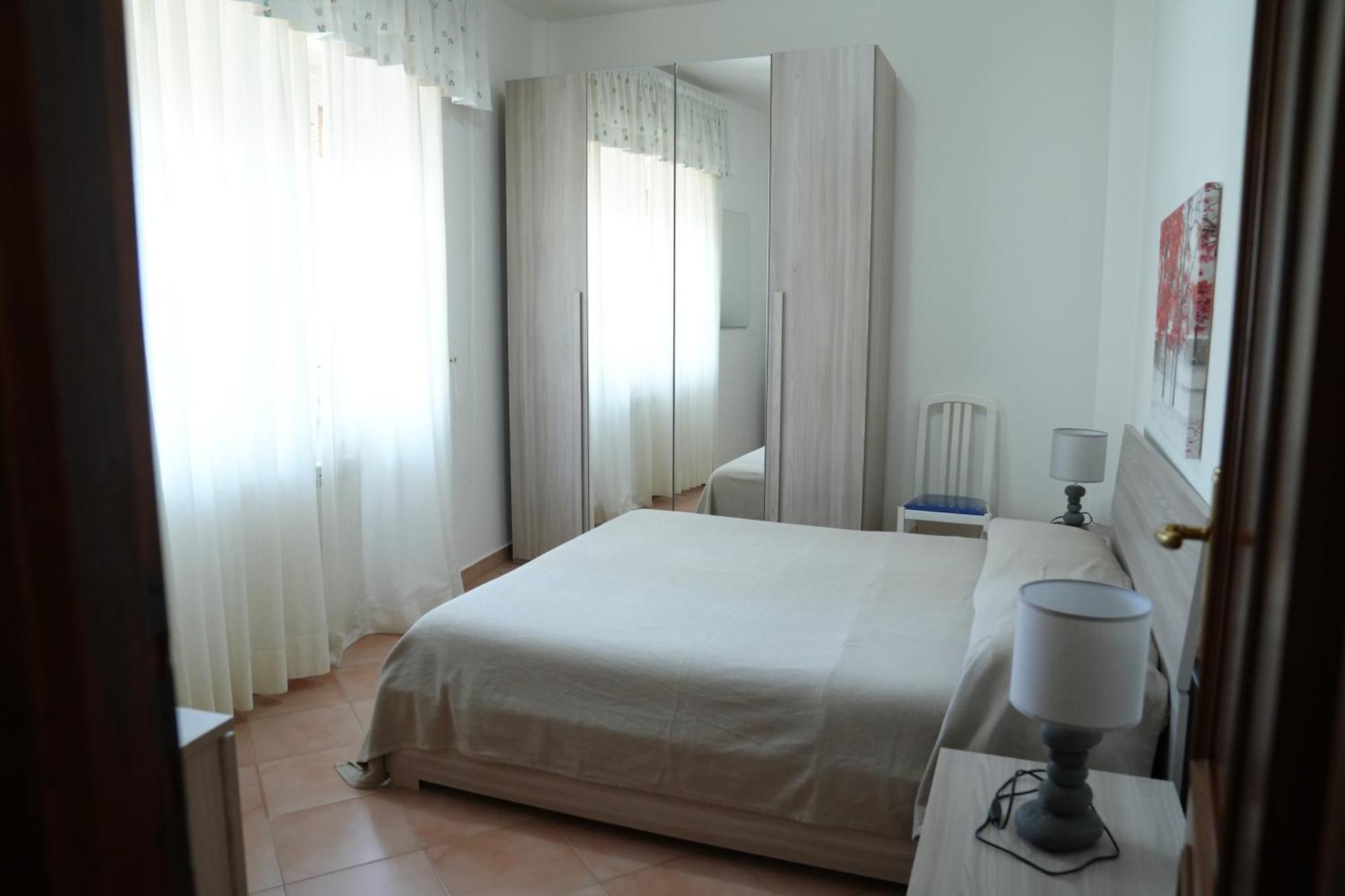 La Casa Di Flo Apartment Anzio Bagian luar foto